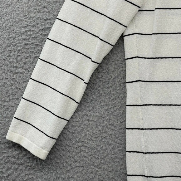 White House Black Market Women Blouse White Striped Beaded Long Sleeve Size XS - Picture 3 of 12